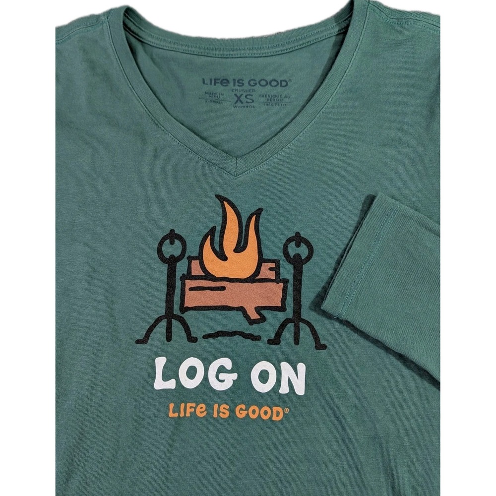 Life is Good Log On Long Sleeve T Shirt Womens XS Green Winter Cabin Cozy Fire